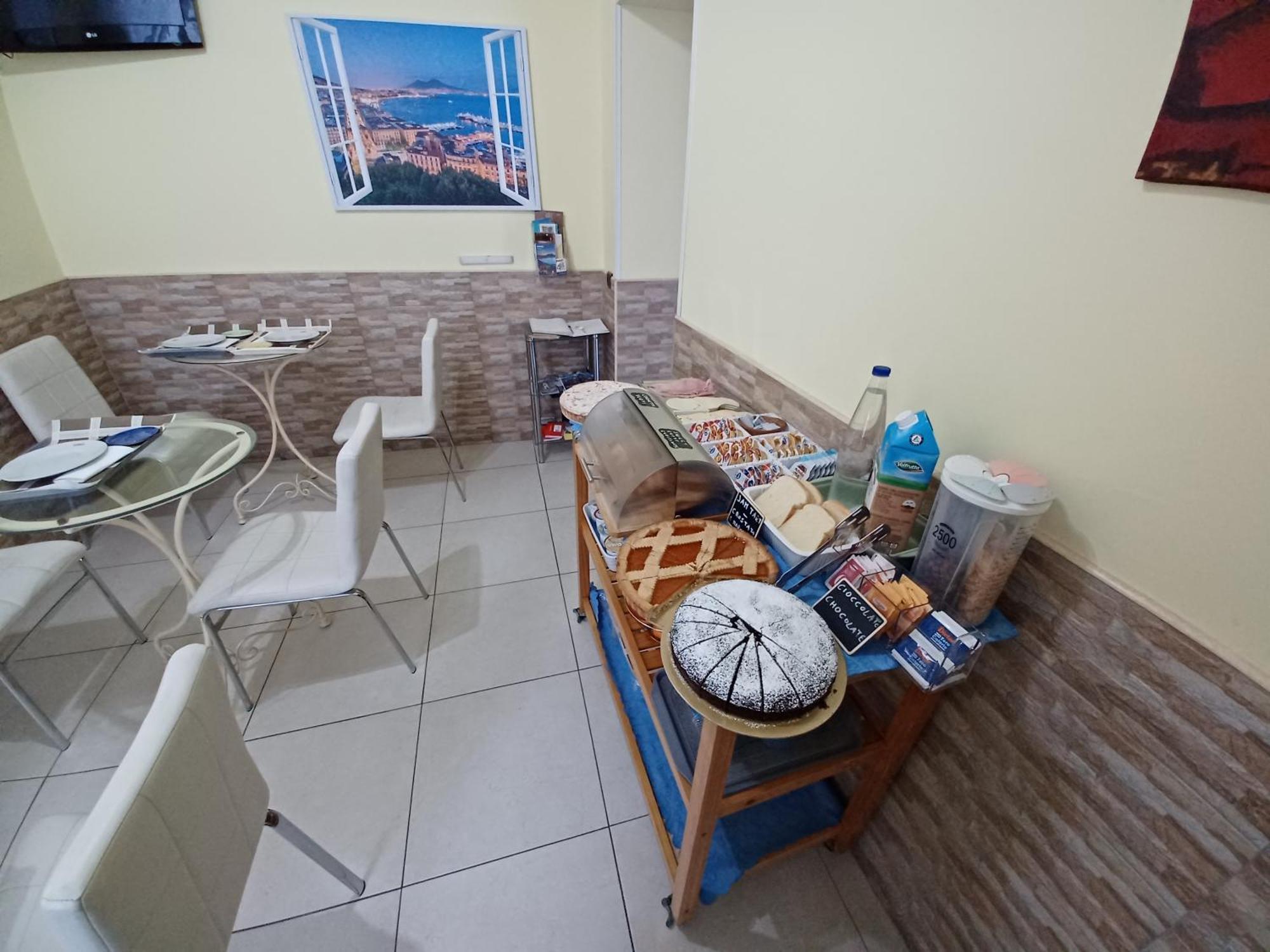 B&B Quattro Palazzi Napoli Centro Eksteriør billede