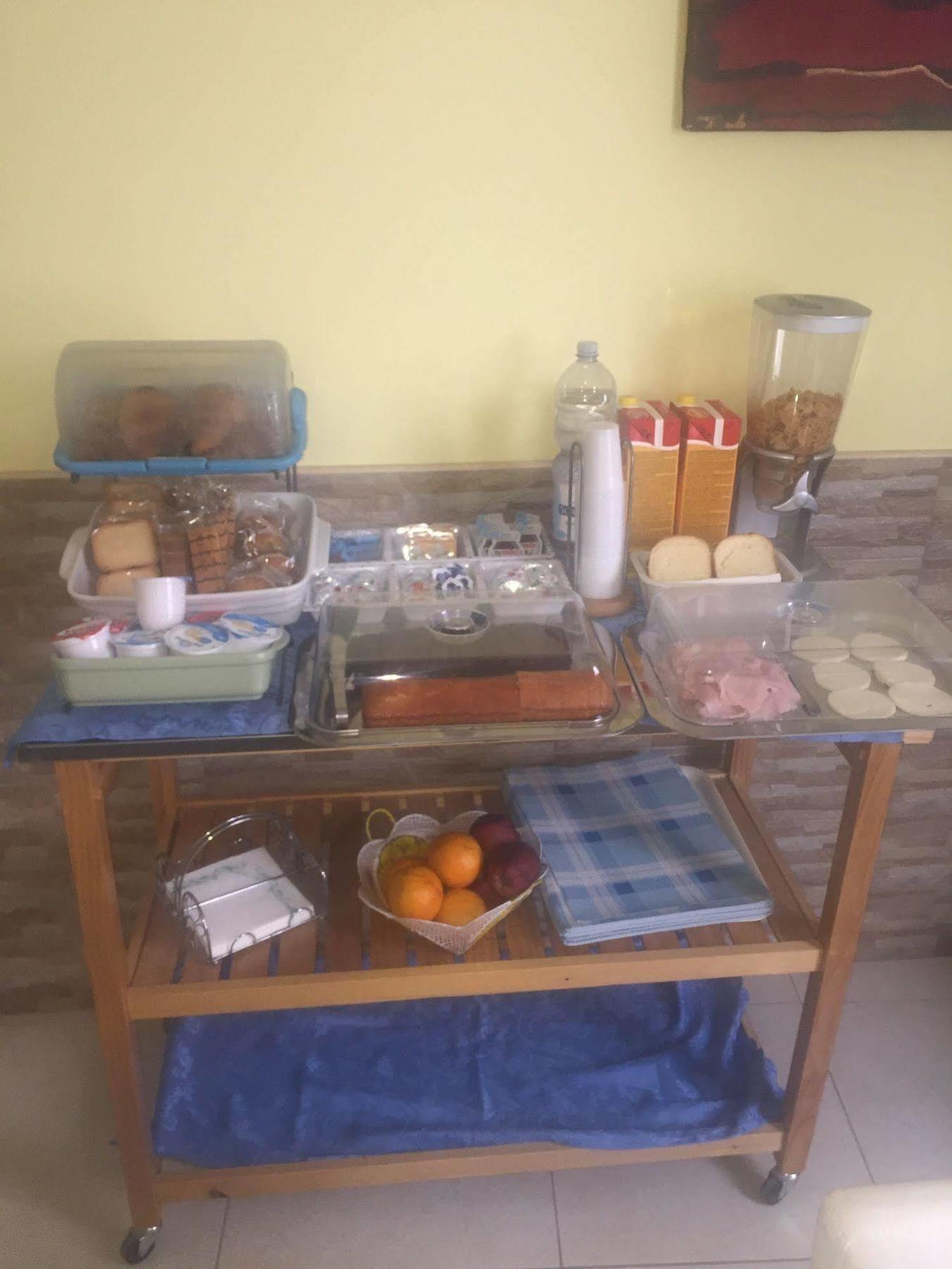 B&B Quattro Palazzi Napoli Centro Eksteriør billede